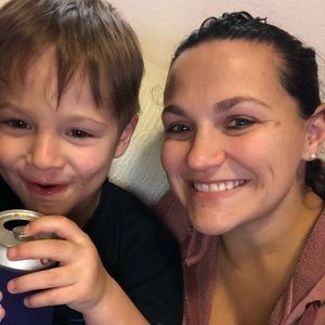 Meet your Posher, Liz